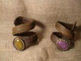 BRAZALETES EN CUERO Y PIEDRAS